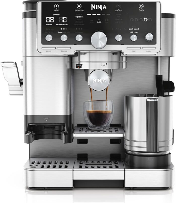 Ninja Luxe Pro 3-in-1-Kaffeemaschine mit Mahlwerk und Aufschäumer für Latte, Cappuccino, Cold Brew & Espresso, einfache Handhabung, 5 Voreinstellungen zum Aufschäumen, Silber, ES701EU