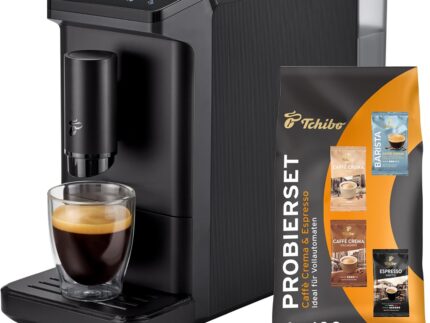 Tchibo Kaffeevollautomat Esperto mini für Caffè Crema und Espresso, nur 16cm breit, klein und kompakt, geeignet für jede Küche, Camping, Studentenapartment, Schwarz - INKLUSIVE Kaffeeprobierset GRATIS